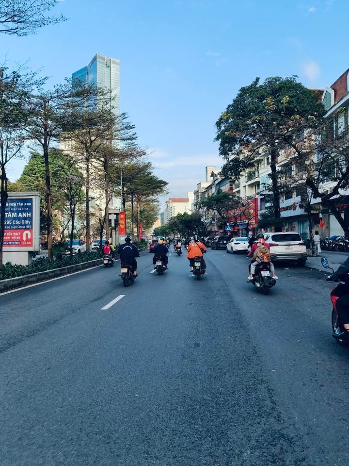 Bán nhà Đào Tấn Ba Đình 35m² 5.1 tỷ - Vị trí đẹp lô góc sát phố