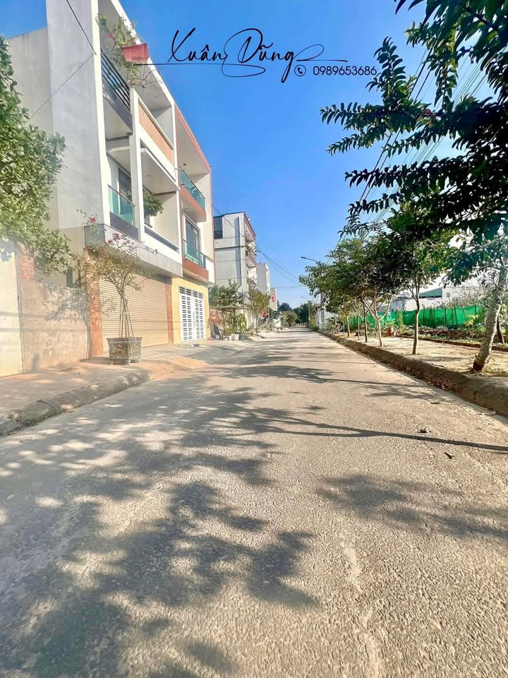 Đất nền Việt Trì 100m² giá 3 tỷ - Đường to ô tô, tiềm năng tăng giá!