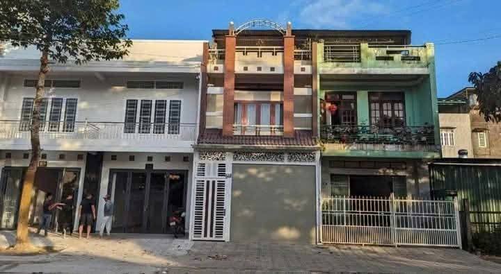 Nhà nguyên căn Đặng Trần Côn Bảo Lộc 8.5 triệu/tháng - Ô tô vào tận nhà!