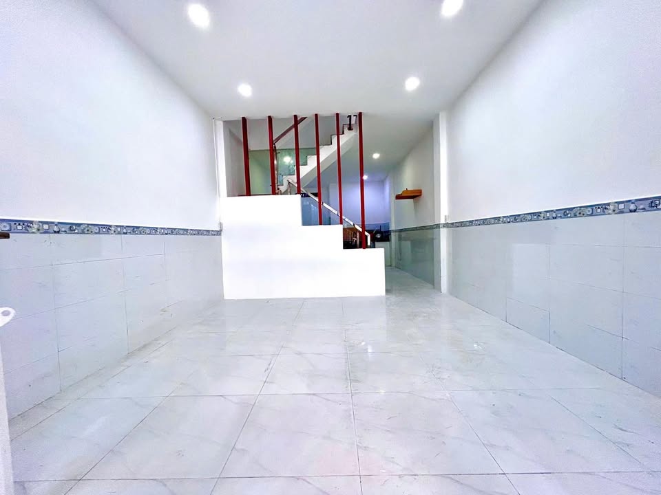 Cho thuê nhà mặt tiền Nguyễn Suý, Tân Phú - 55m², 2PN, 10tr/tháng