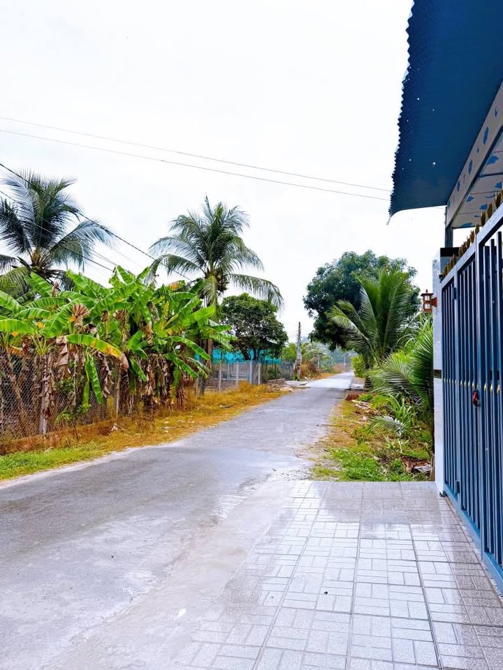 Nhà Cấp 4 An Bình, Dĩ An 145m² - Ô tô vào tận nhà, giá cực tốt!