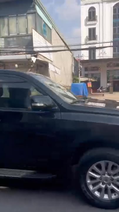 Nhà Mặt Tiền Võ Văn Vân, Bình Chánh - 76m², Giá 6.4 Tỷ, Sổ Hồng Riêng