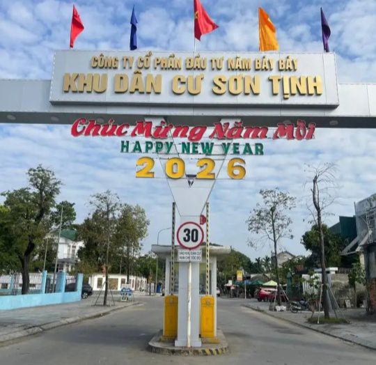 Đất nền Sơn Tịnh 100m² - Mặt tiền đường 28m, đối diện TTTM - Giá 1.68 tỷ