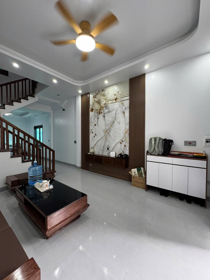 Nhà Riêng Kênh Tre 46.5m² - Lô góc, thoáng mát, giá 2.9x tỷ!