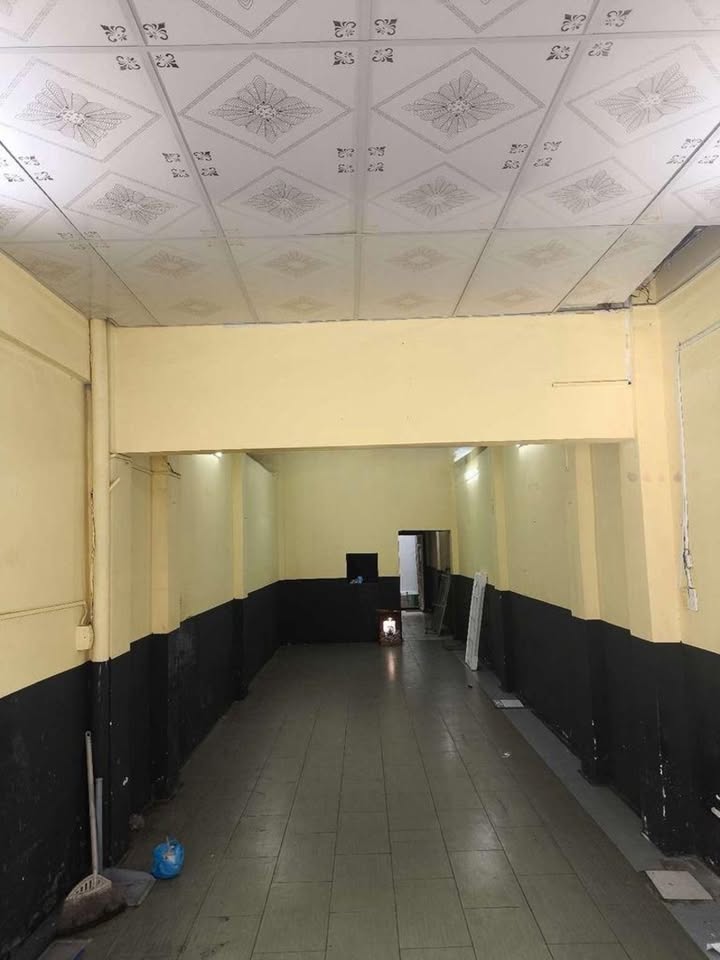 Mặt Tiền Đặng Văn Ngữ, Phú Nhuận - 80m² Kinh Doanh Sầm Uất, Giá 20 Triệu/Tháng