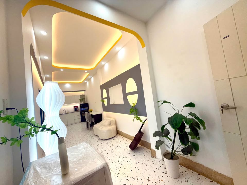 CHDV Nguyễn Thái Bình Tân Bình 70m² giá 11.5 triệu - Bàn giao ngay!