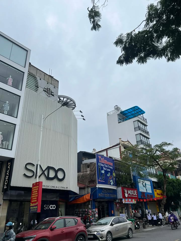 Nhà Phố Nguyễn Đức Cạnh 90m² - Vị trí vàng kinh doanh sầm uất!