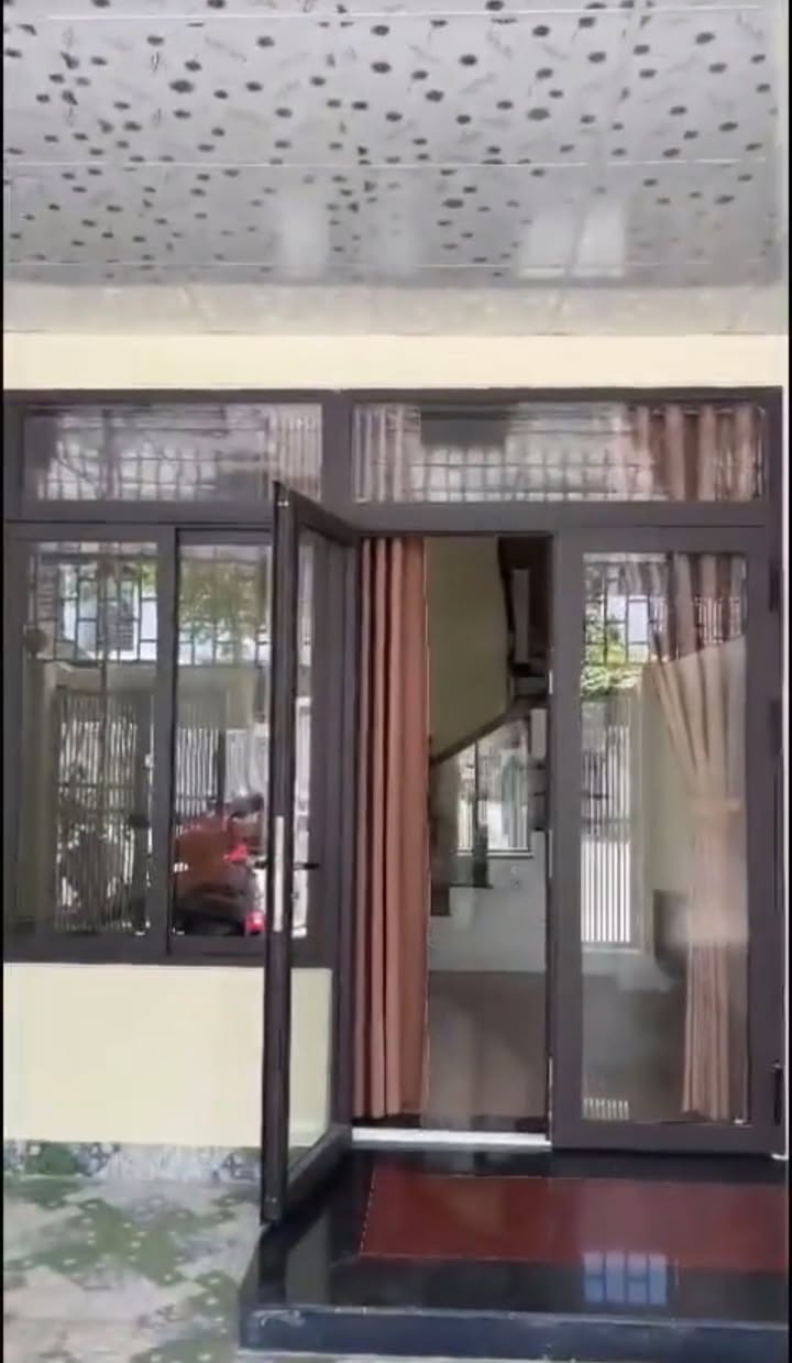 Nhà Nguyên Căn 3 Tầng Khu VSIP Quảng Ngãi - Sẵn sàng ở ngay!