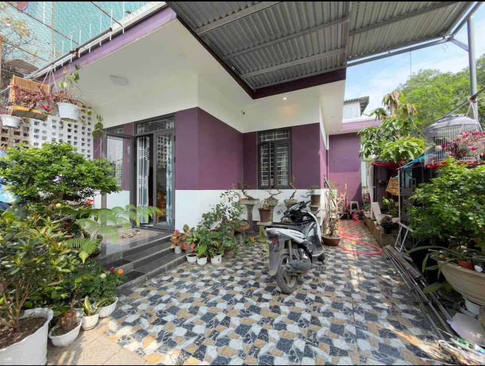 Nhà phố Thủy Xuân Huế 100m² giá 1.8 tỷ - Ô tô vào tận nhà!