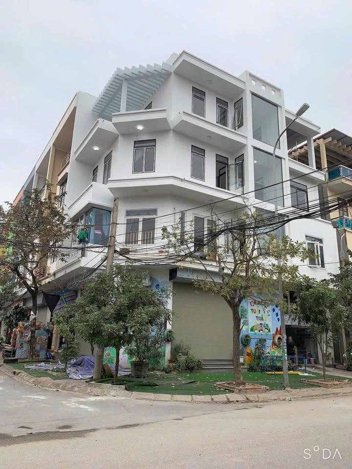 Nhà 4 Tầng 2 Mặt Tiền 84m² Sát Chợ Thuận Thành, Bắc Ninh - Giá 12 Tỷ