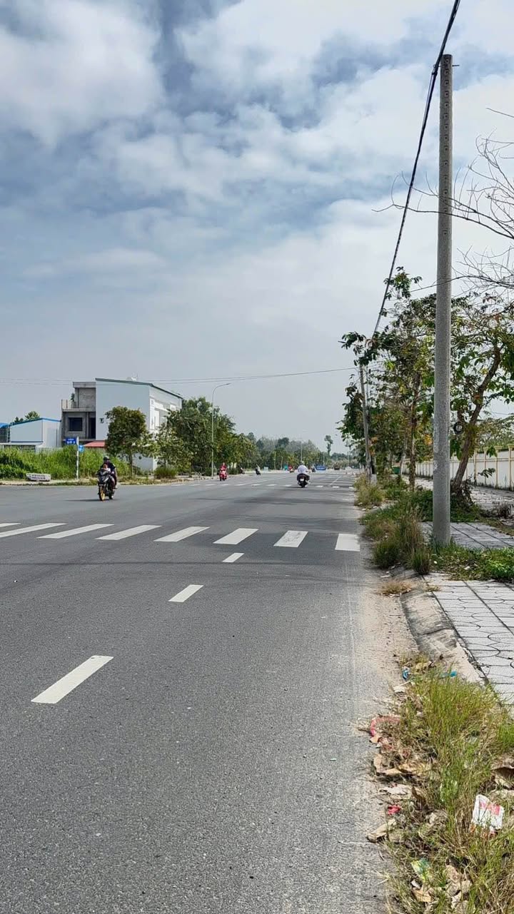 Đất nền Cao Lãnh 90m² - Sổ đỏ chính chủ, đường 21m