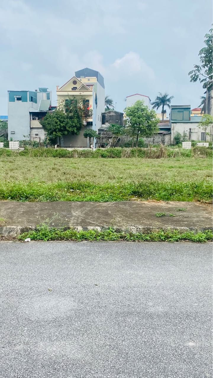 Đất nền Quảng Xương 100m² - Tiềm năng tăng giá vượt trội!