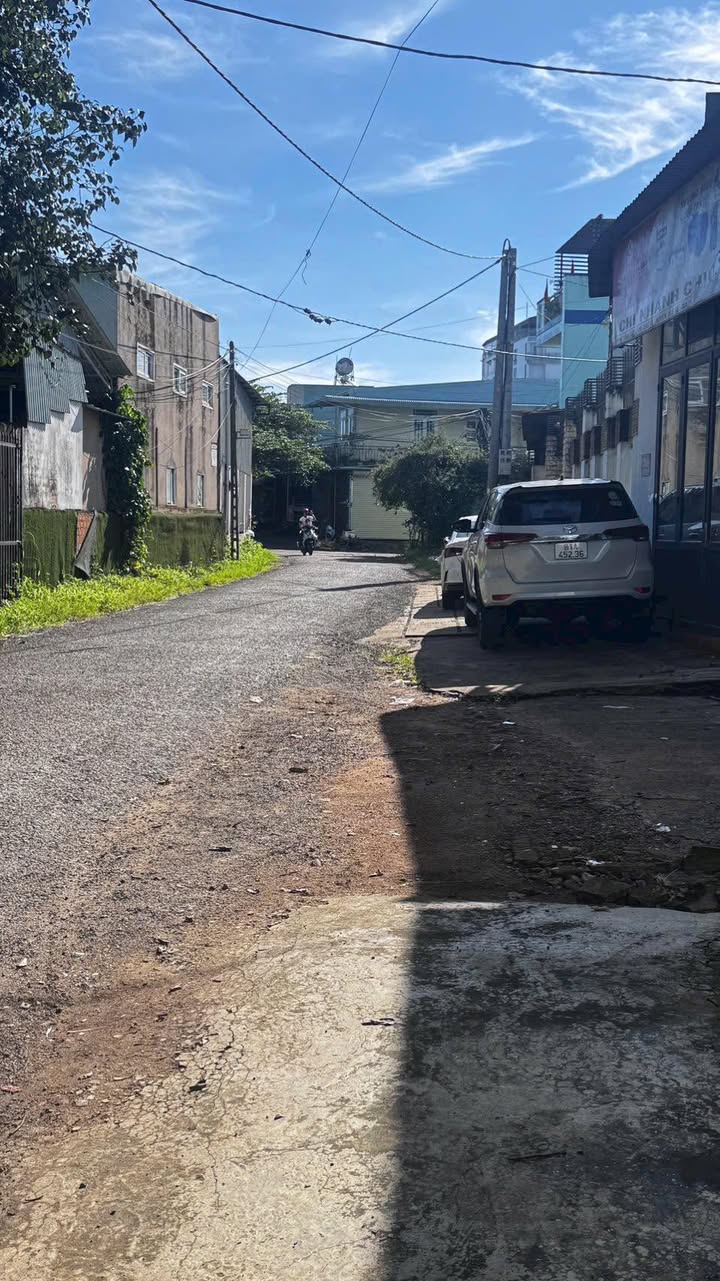 Đất Vàng Mặt Tiền Tô Vĩnh Diện, Chư Sê - 288m² Kinh Doanh/Kho Xưởng Giá 2.7 Tỷ