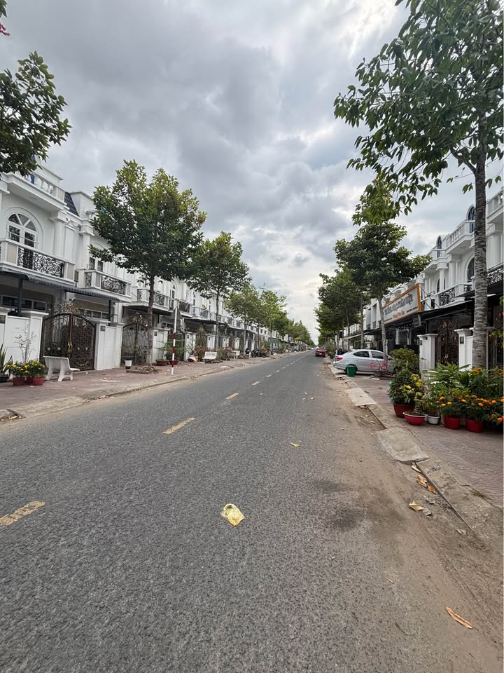 Nhà Trệt Lầu KĐT 5A Sóc Trăng - 84m² Giá Tốt