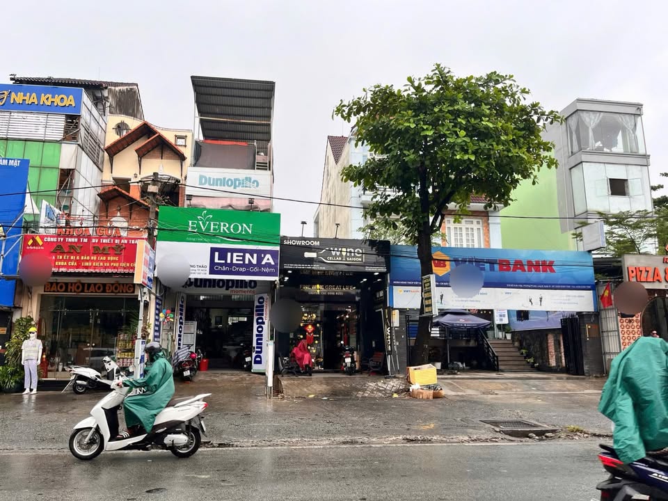 Nhà phố Đường Đỗ Xuân Hợp, Q9 90m² - Dòng tiền ổn định!