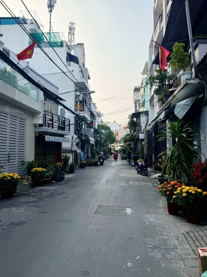 Nhà phố Quận 8 Âu Dương Lân 50m² giá 6.349 tỷ - Sổ hồng sẵn