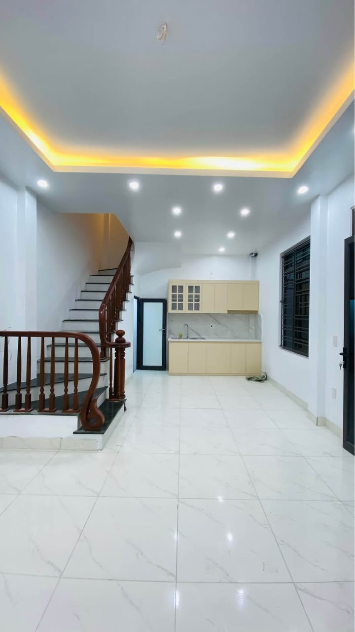 Nhà 3 Tầng Phường Quang Trung, Thái Bình - 35m² Giá 1 Tỷ