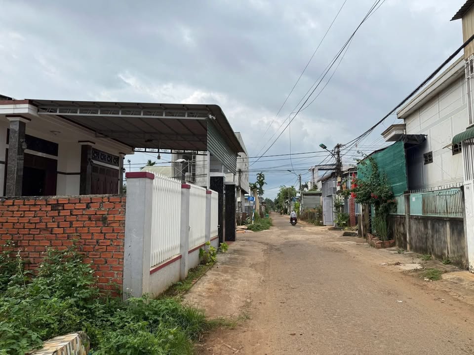 Đất nền Mặt tiền D2 Tân An, Buôn Ma Thuột 120m² - Sổ đỏ chính chủ!