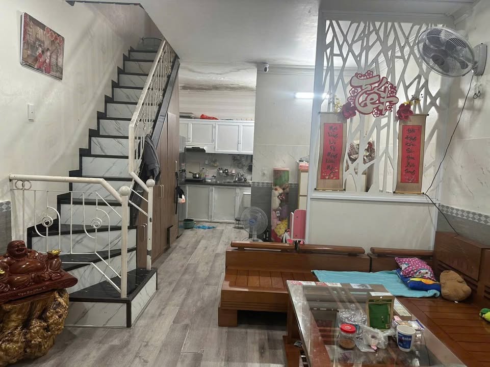 Nhà 2 Tầng Tôn Đức Thắng, Hải Phòng - 68m² Sổ Đỏ, Giá 2.15 Tỷ