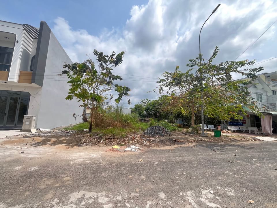 Bán Gấp 3 Nền Liền Kề 378m² KDC Tân Phú, Cần Thơ - Sổ Hồng ODT