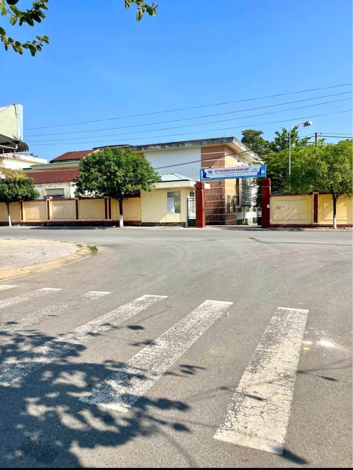 Đất Mặt Tiền 140m² Khu Đại Học Phạm Văn Đồng, Quảng Ngãi - Sẵn Sàng Kinh Doanh