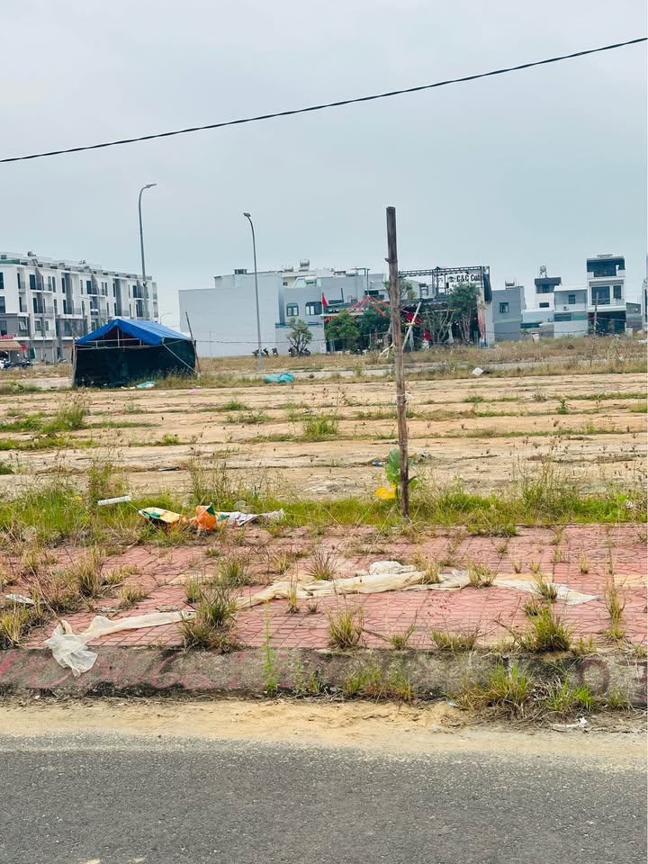 Bán đất mặt tiền Long Vân Quy Nhơn 100m² giá 2.75 tỷ - Sổ đỏ chính chủ