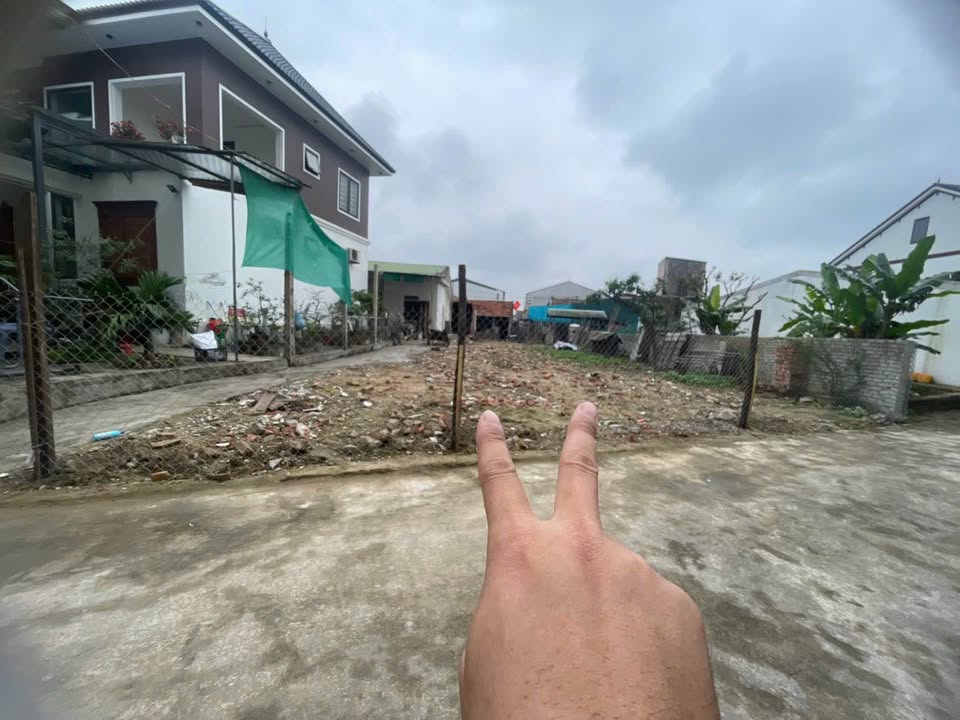 Bán Đất Nền Lối 2 Lê Viết Thuật, Vinh 103-111m² - Sổ Đỏ Rõ Ràng