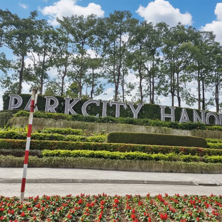 Nhà Lô Góc 45m² Quang Trung, Hà Đông - 5 Tầng, Ô Tô Đỗ Cổng, Giá 9 Tỷ