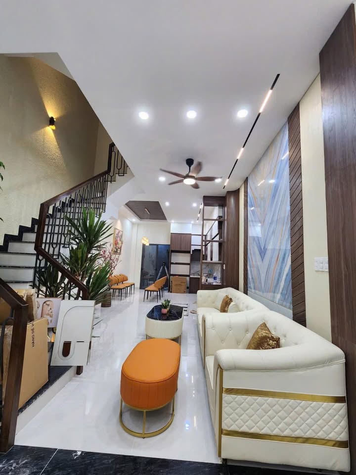 Nhà Riêng Bình Chuẩn, Thuận An 60m² - Full Nội Thất Xịn Sò!