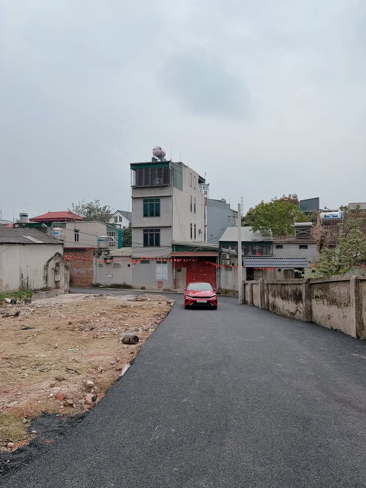 Bán Đất Đồi Cam Việt Trì 73.5m² - Hai Mặt Tiền, Full Thổ Cư, Sẵn Sàng Xây Dựng