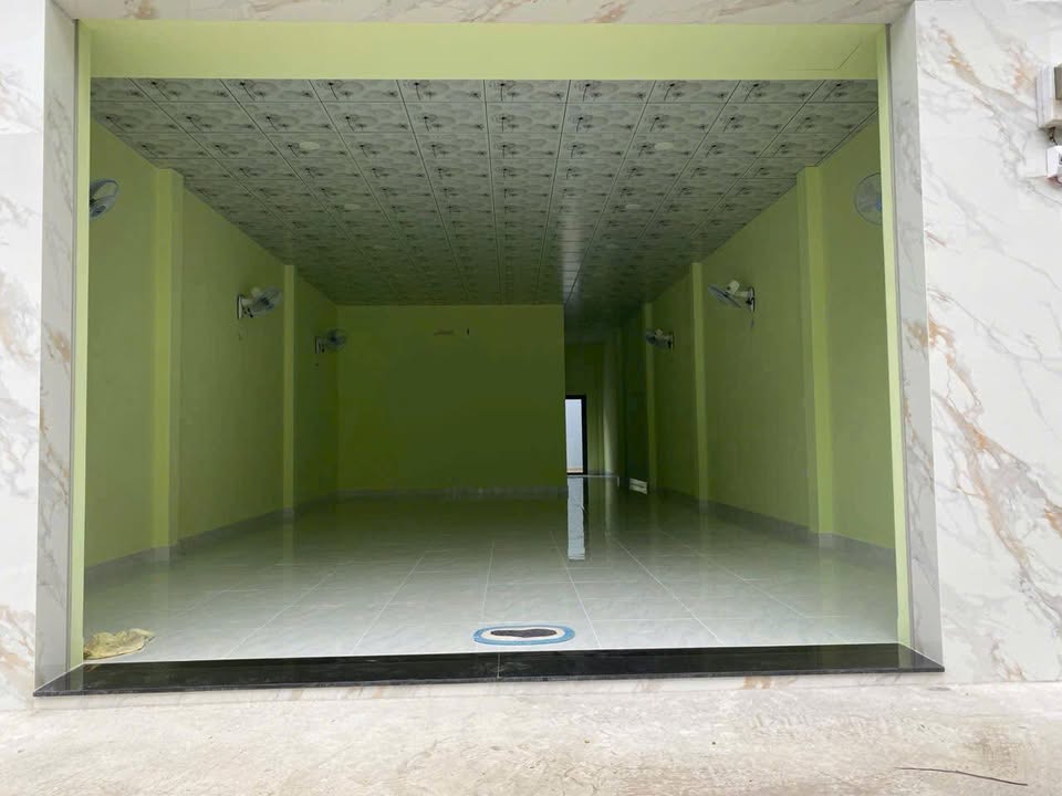 Cho thuê Nhà Nguyên Căn 140m² Mặt tiền Hẻm Xe Tải - Thủ Đức