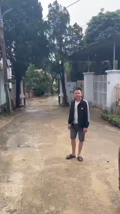 Đất Nở Hậu 348m² Phường Mộc Sơn, Mộc Châu - Sẵn Nhà Sàn Kinh Doanh