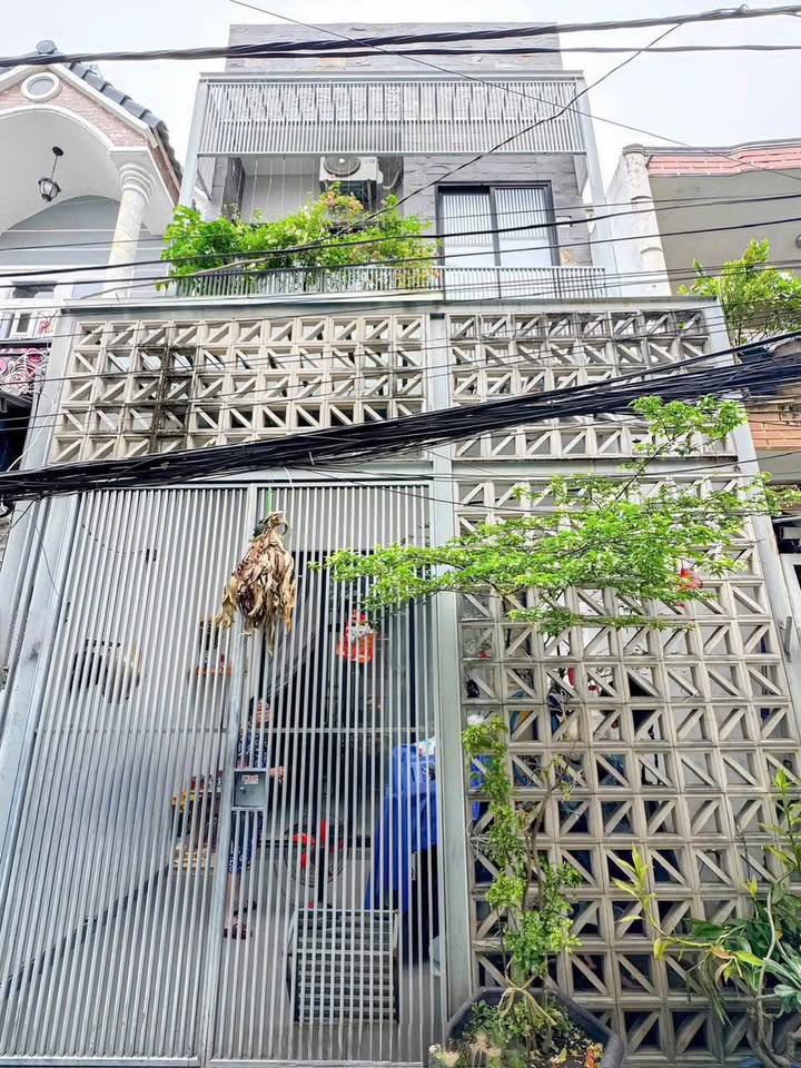 Nhà Hẻm Đường số 10 Tân Quy Q7 60m² - Sổ Hồng Sẵn, Giá Tốt!