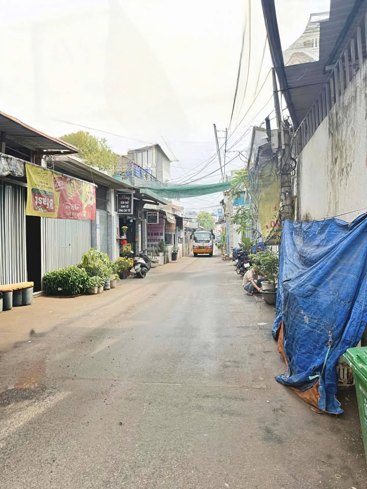 Nhà riêng Phú Thuận Quận 7 99m² - Ô tô vào tận nhà!