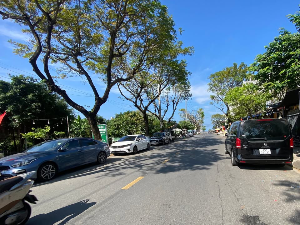 Cho Thuê Nhà Mặt Tiền Trần Đình Tri, Liên Chiểu - Kinh Doanh & Ở Đều Tốt