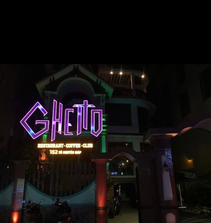 Sang nhượng nhà hàng Villa 300m² Võ Nguyên Giáp - Vị trí đắc địa