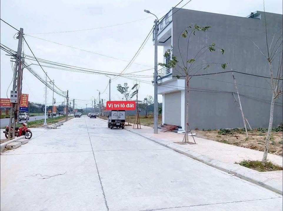 Đất nền Tam Đảo 100m² Tỉnh lộ 302 - Đất thổ cư 100%, kinh doanh tốt!