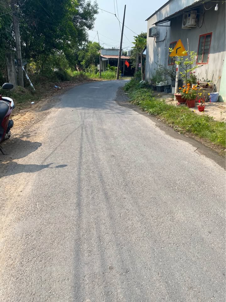 Đất Nền Gò Dầu Tây Ninh 126m² - Mặt Tiền Đường Nhựa, Giá 360 Triệu