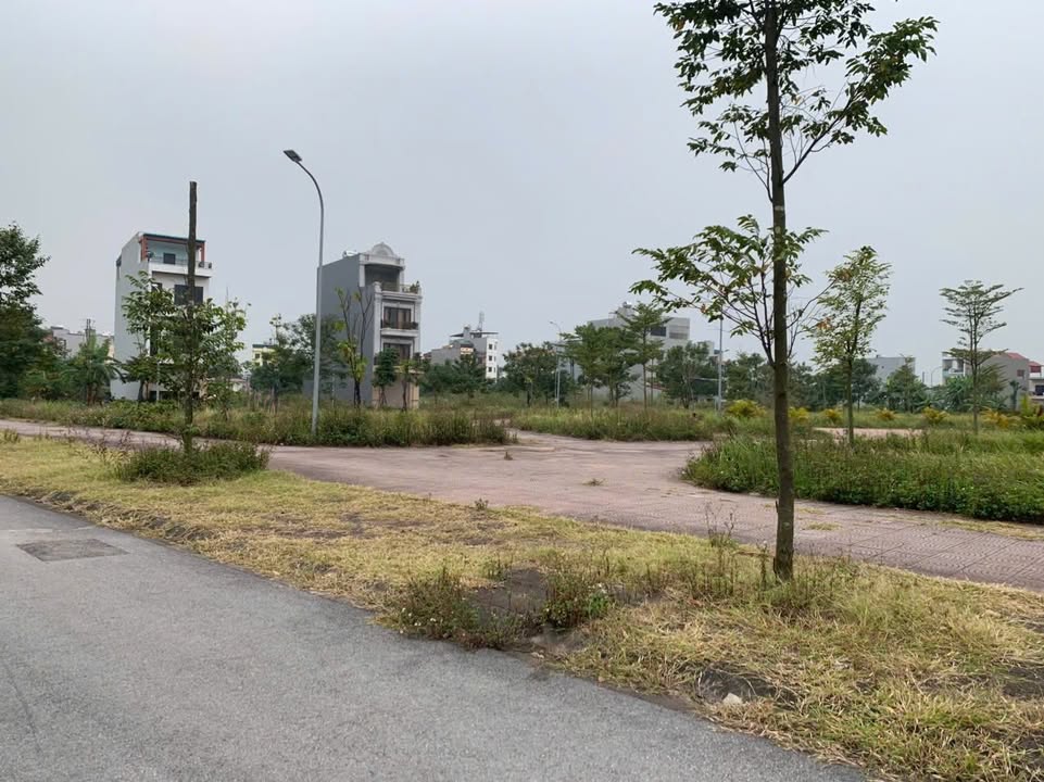 Đất nền Dương Húc, Tiên Du 100m² - View công viên, sổ hồng lâu dài