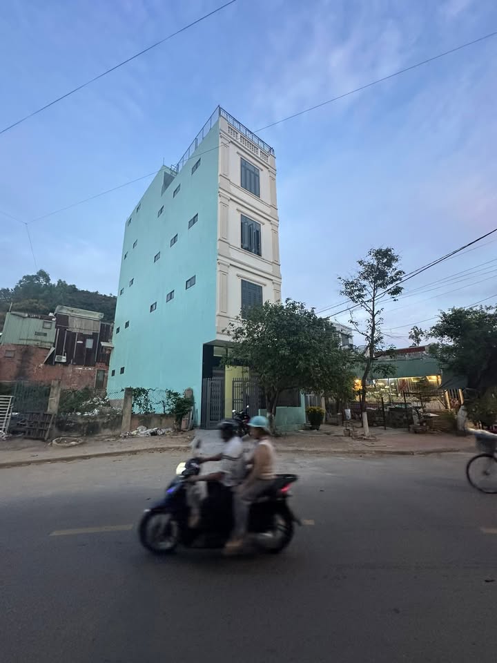 Cho thuê phòng trọ thang máy mới xây, TT Quy Nhơn, chỉ từ 2.x triệu