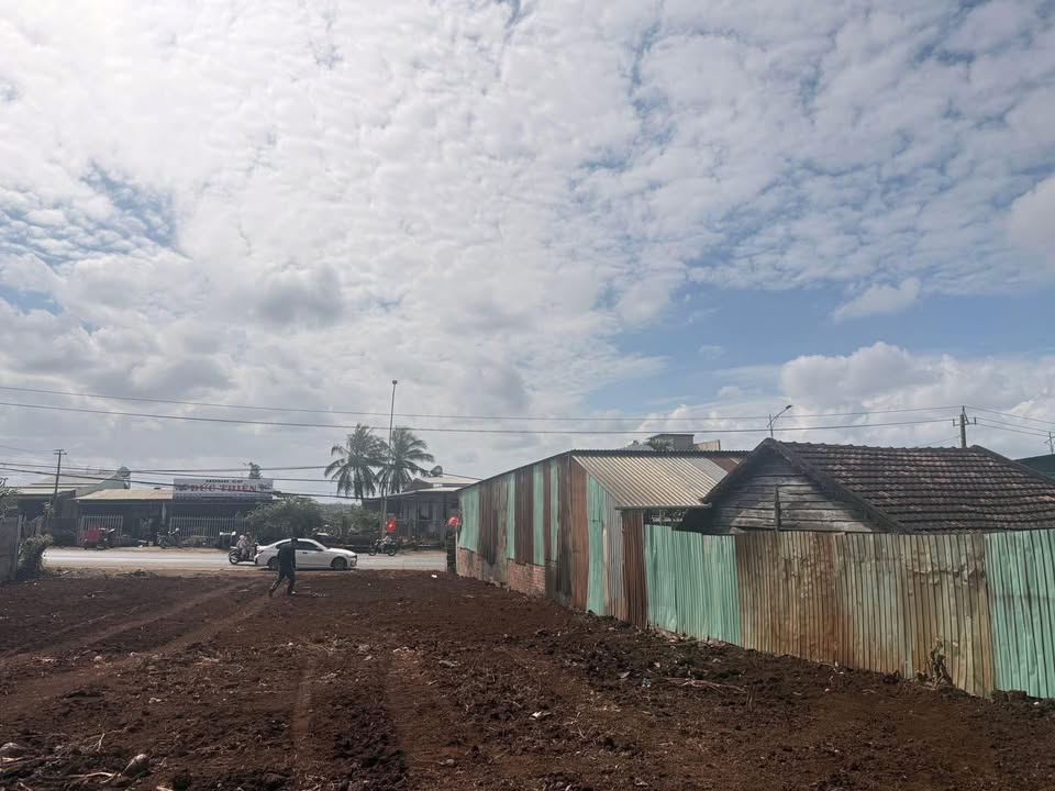 Đất nền Quốc lộ 26 Krông Pắc 300m² - Sổ đỏ chính chủ!