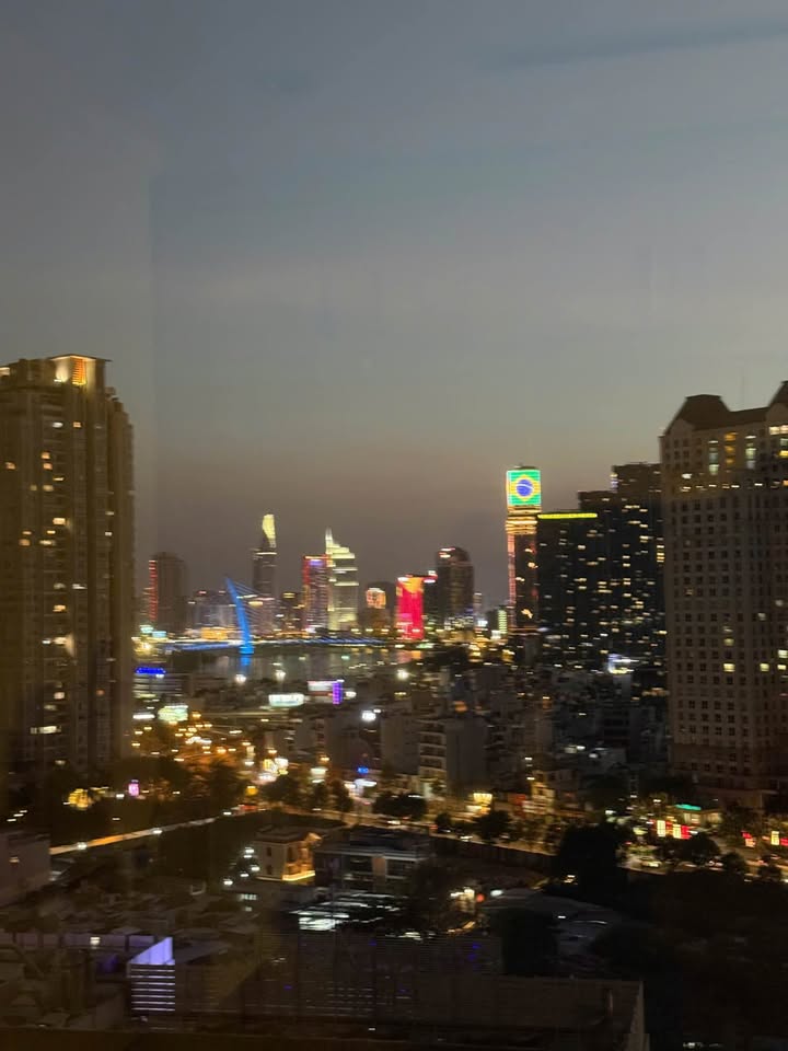 Căn hộ 1PN Vinhomes Central Park cho thuê full nội thất - View Landmark