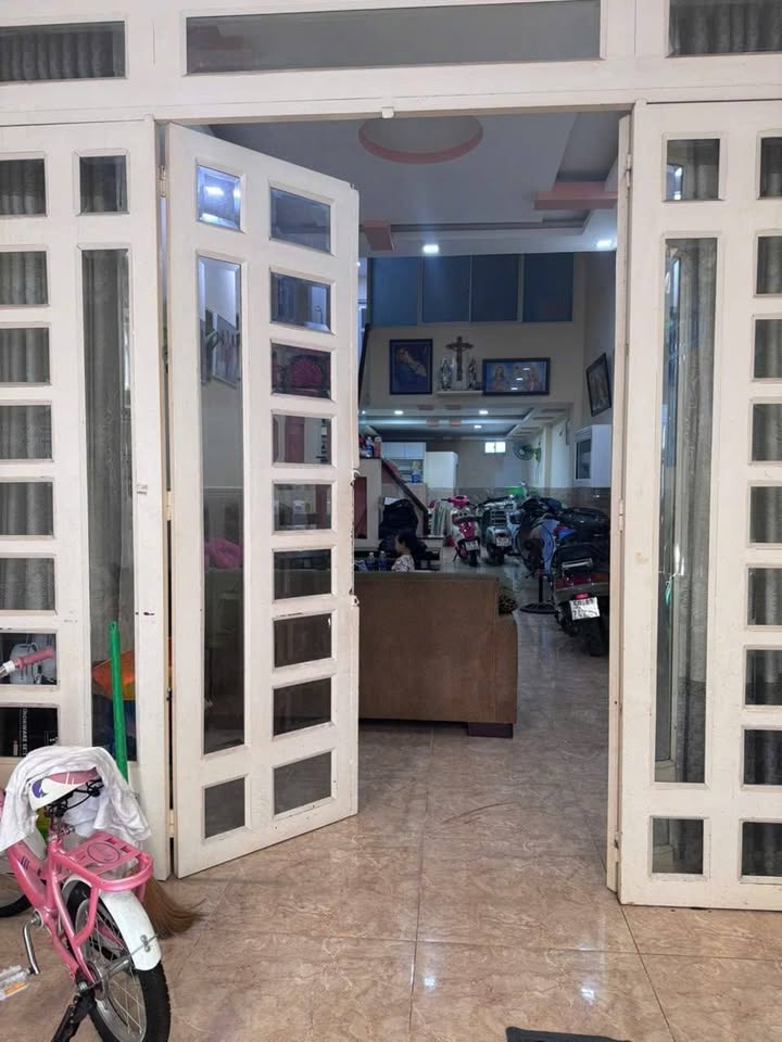 Nhà riêng Thủ Đức 79m² 5.6 tỷ - Ô tô vào tận nhà