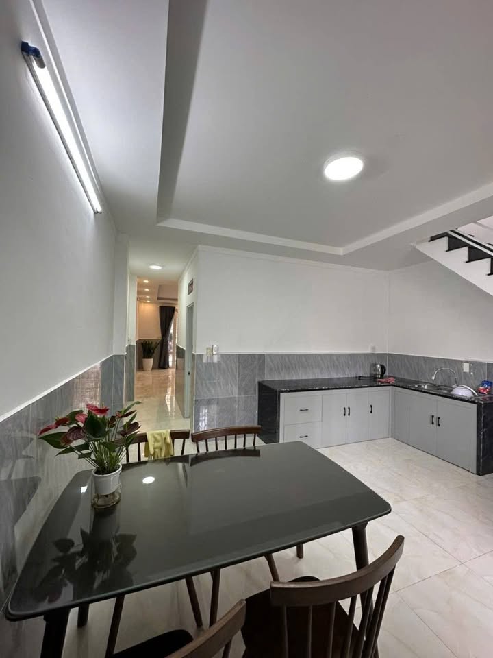 Nhà Nguyễn An Ninh Đà Lạt 80m² - Ô tô vào tận nhà, sẵn sàng ở ngay!