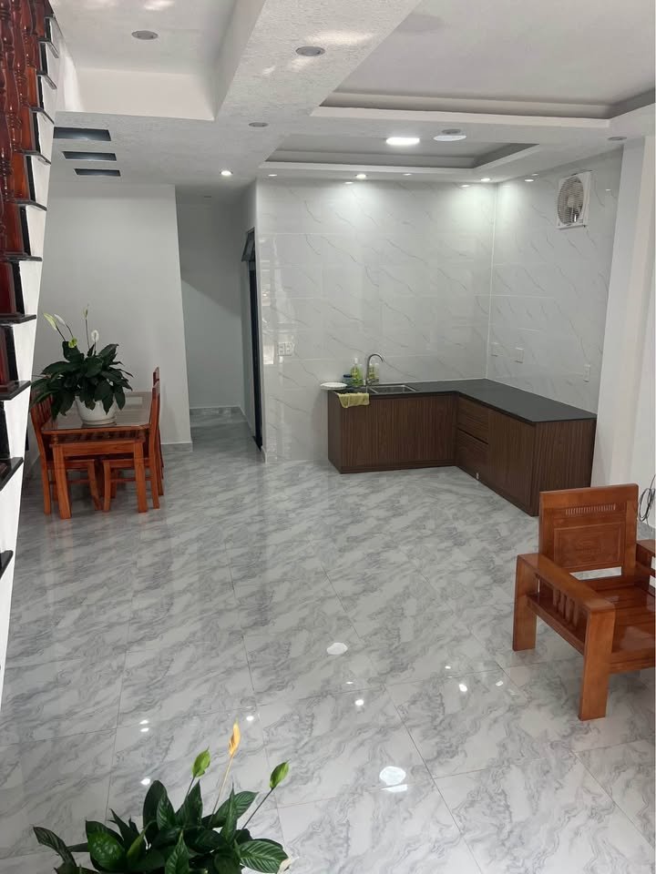 Nhà riêng Đà Lạt 78m² chỉ 3.3 tỷ - Ô tô vào tận nhà, sẵn sàng ở ngay!