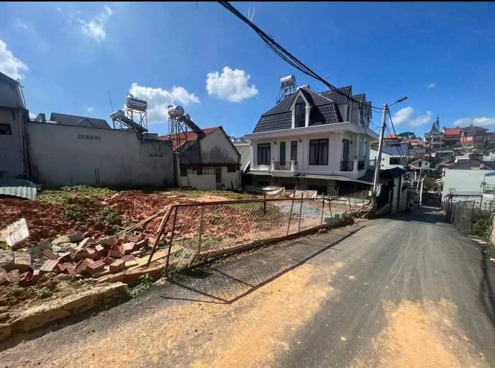 Đất Đà Lạt Phường 9 - 60m² Sổ Xây Dựng - Giá 2.4 Tỷ