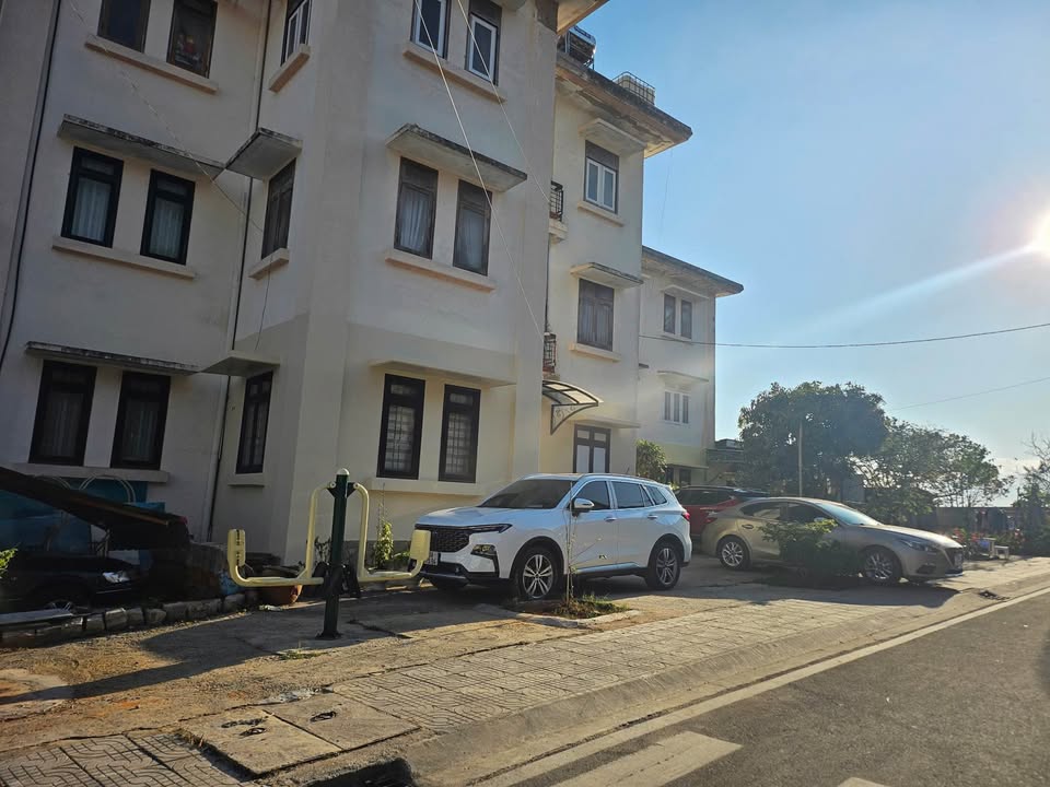 Cho thuê Căn hộ 90m² Triệu Việt Vương, Đà Lạt - Kinh doanh/Ở tốt