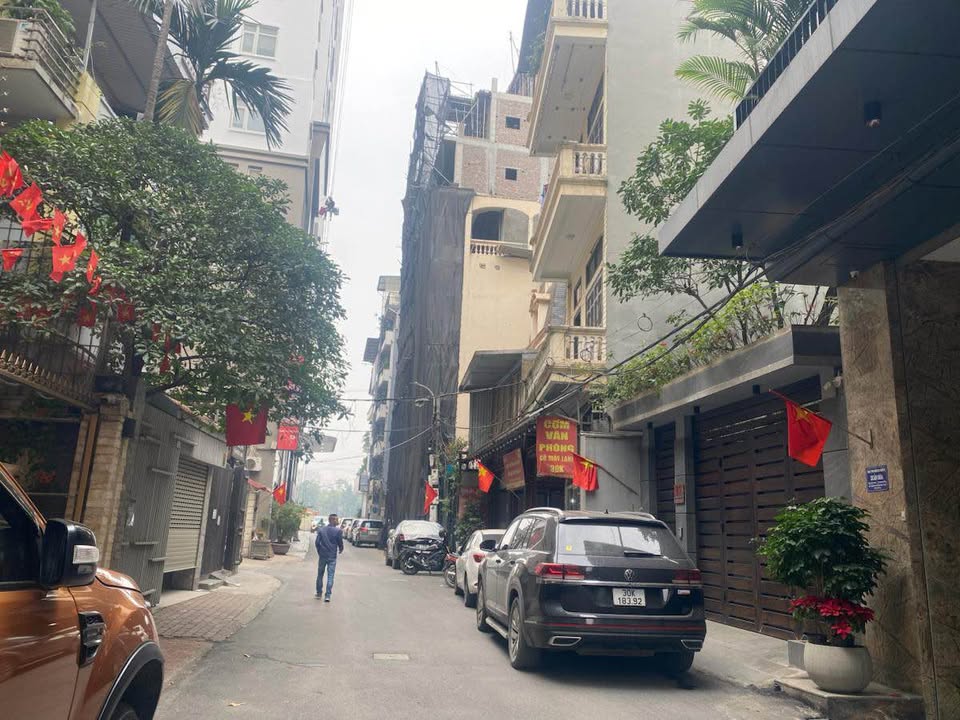 Nhà Phố Phân Lô Kim Mã Ba Đình 171m² - Mặt tiền kinh doanh đắc địa