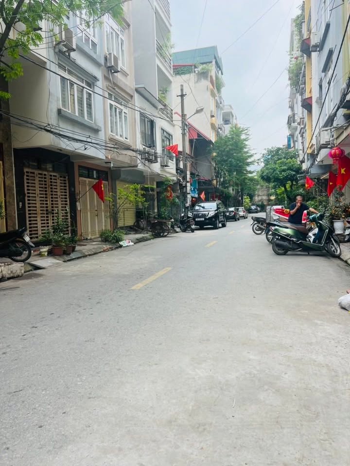 Nhà phố Trần Đăng Ninh, Hà Đông 14 tỷ - Mặt tiền kinh doanh!