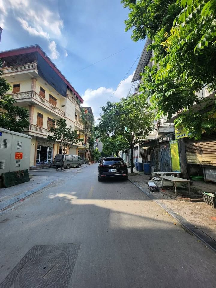 Nhà 5 tầng Văn Quán, Hà Đông - 30m², gần ô tô tránh - Giá 8 tỷ